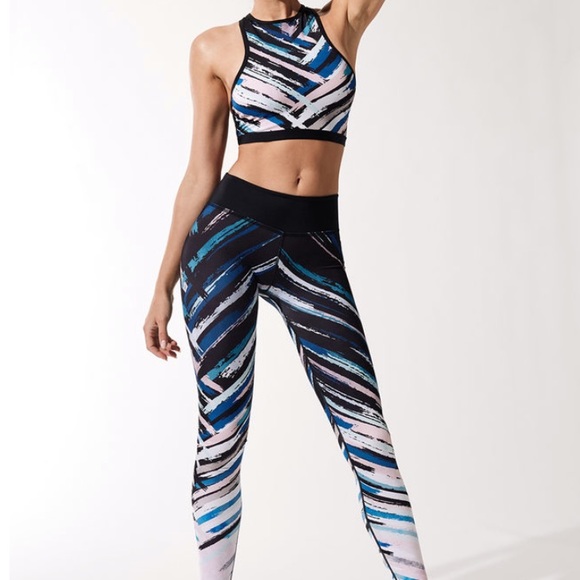 Beyond Yoga Pants - Beyond Yoga Lux Blocked Out Legging+Bra Set Medium